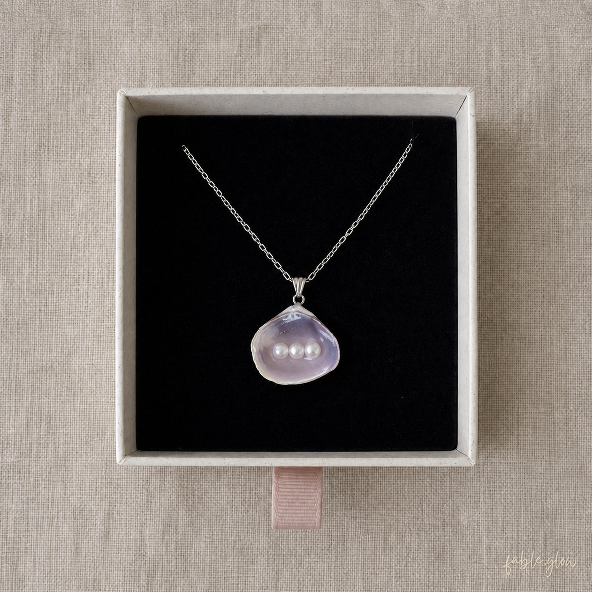Lavender Seashell Necklace with Freshwater Pearls, 18K White Gold Plated Silver Chain, Mermaidcore Coastal Statement Jewelry, Beach Wedding